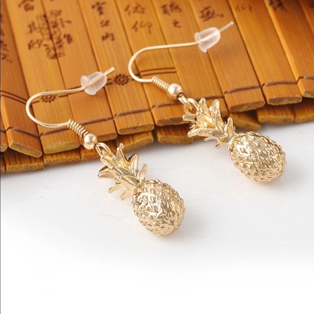 Gold Hawaiian Pineapple Earings